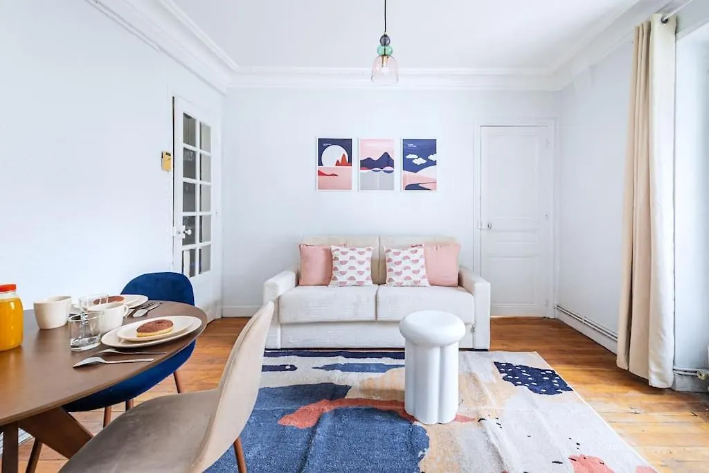Apartment Blue And Pink Flat Next Montparnasse - Ii